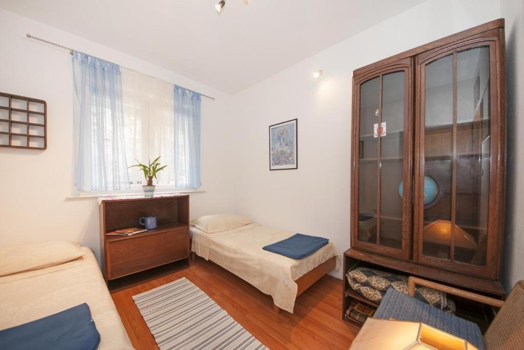 Apartments Kalajzic Pucisca Rum bild